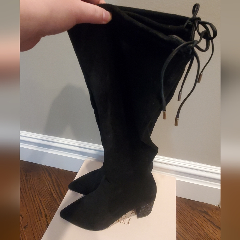 Jewel by Badgley Mischka Rosario Boots
